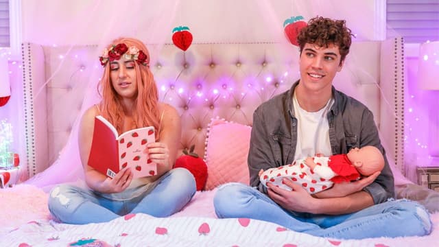 S01:E08 - School Project With the Hot Guy