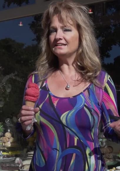 S01:E11 - Temecula, Hermosa Beach and Carmel - California Beaches, Wine & Fun poster