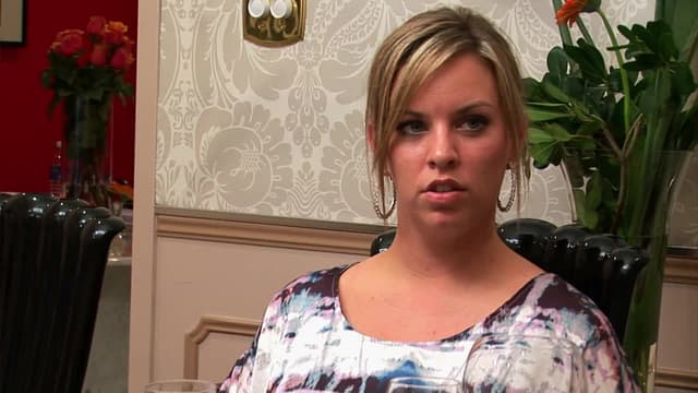 S03:E02 - Too Cool for Pool