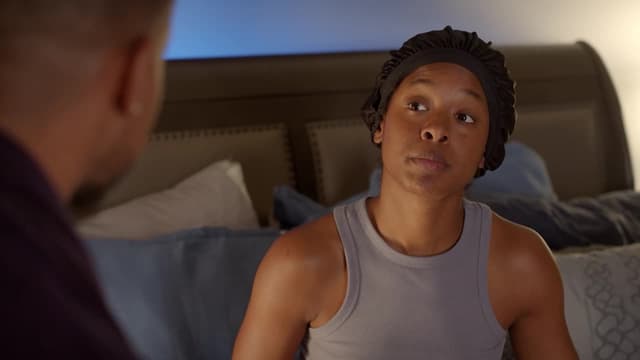 S02:E01 - The Unraveling