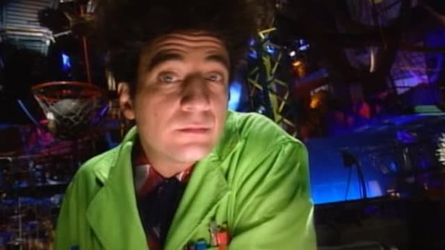 S01:E106 - Soap, Beakmania & Auto Engines