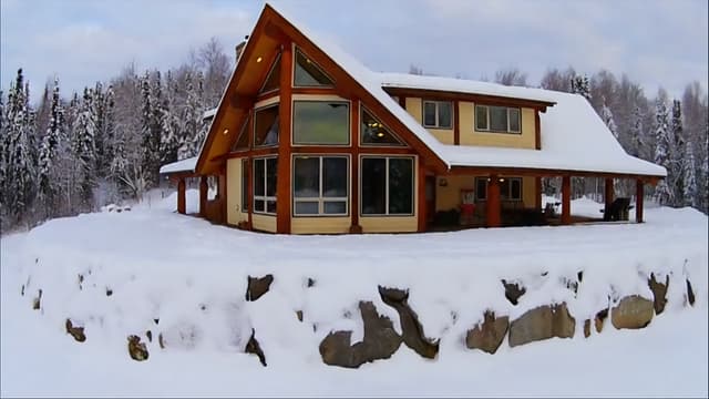 S01:E01 - Alaska