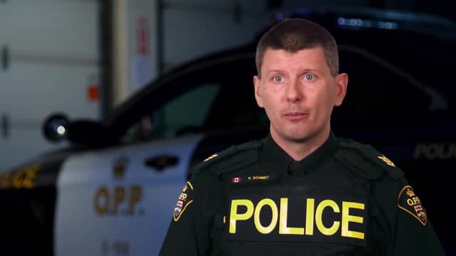 S01:E06 - Honour Guard