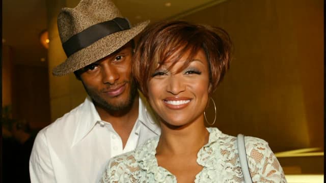 S10:E21 - Kenny Lattimore