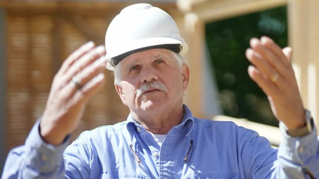 S44:E20 - First Period Gambrel: Rebuilding Centuries