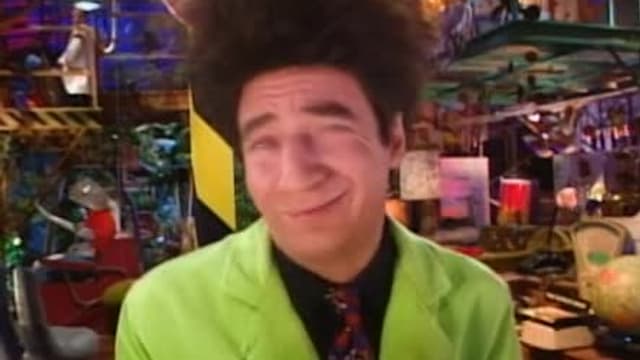 S02:E211 - Video Games, Beakmania & Teeth