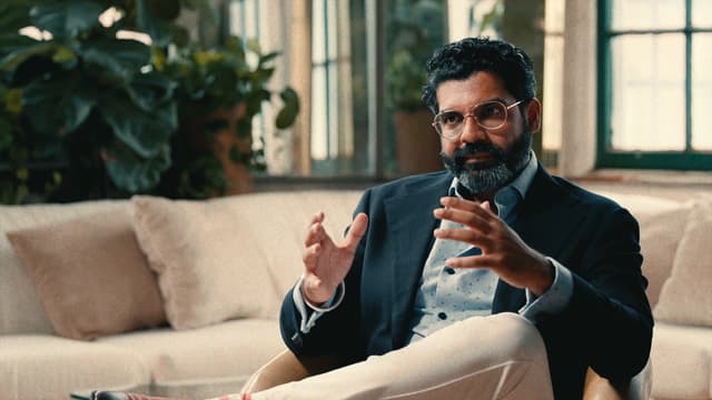 S01:E02 - How Marketers Are Trying to Read Your Mind