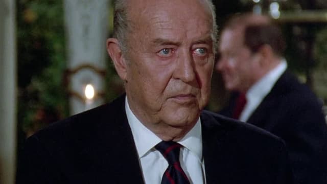 T05:C08 - S05:E08 - Long Lost Love