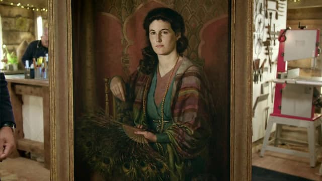 S04:E30 - Victorian Kaleidoscope, Carved Wooden Bench, Military Mementoes