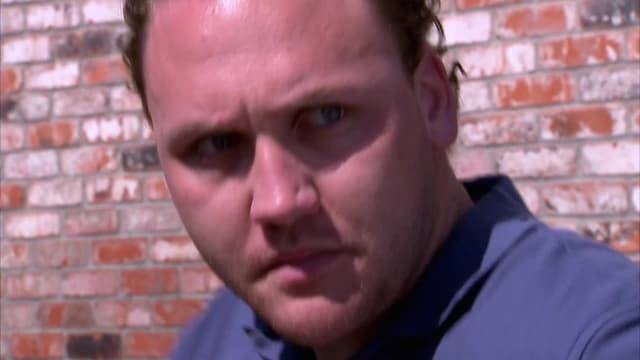 S01:E12 - Got a Gun Made of Toilet Paper