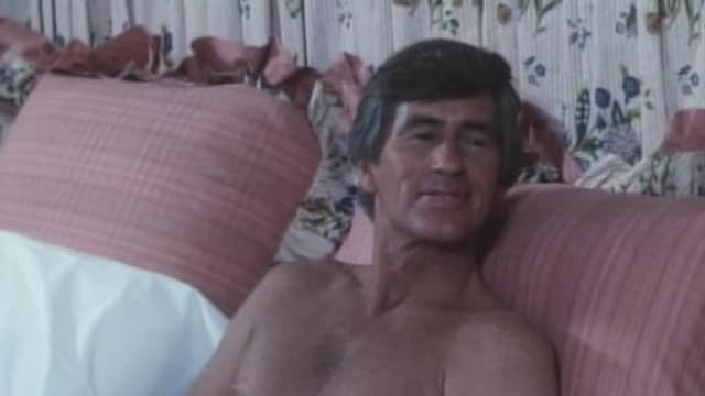 S01:E22 - Really Neat Cars & Guys With a Sense of Humor