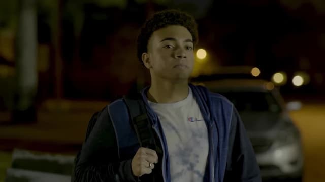 S01:E01 - Run It