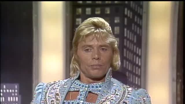 S22:E06 - The Johnny Carson Show: The Very Best of Johnny and Guests - Gunther Gebel-Williams, Sid Caesar, Art Carney, Christopher Plummer (5/18/73)