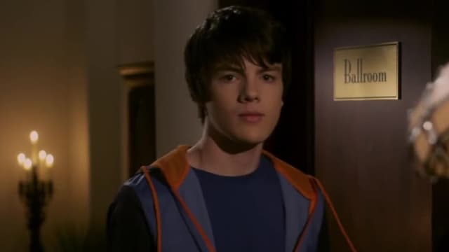 S03:É04 - S03:E04 - Episode 4