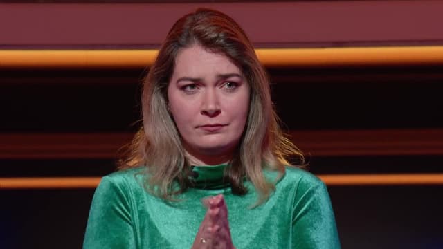 S01:E10 - Friendship Bracelets for Joel