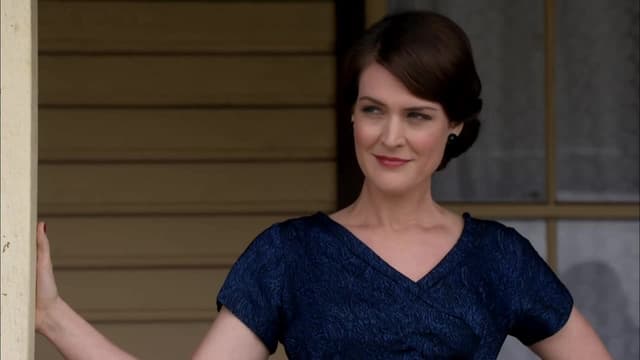 S02:E08 - Answer Me, My Love