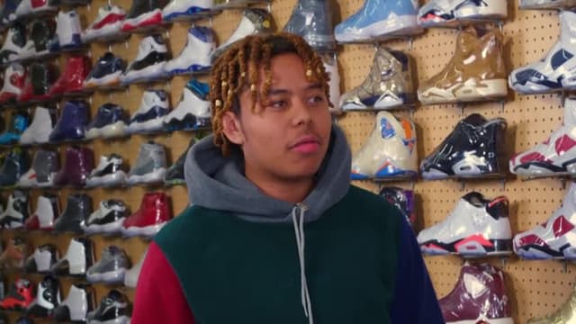 S02:E13 - Tony Hawk, YBN Cordae and Future Go Sneaker Shopping With Complex