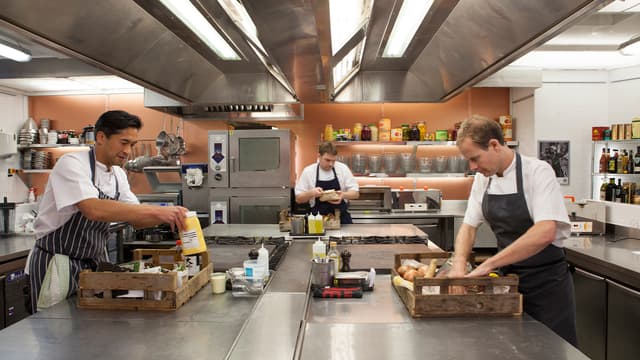 S10:E08 - South West Main