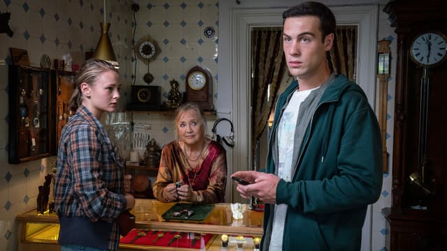 S07:E11 - Caída Libre