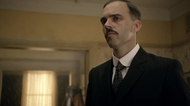 S04:E03 - Cat Amongst the Pigeons