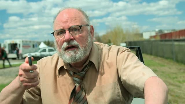 S02:E04 - Harley Gets an Office Job