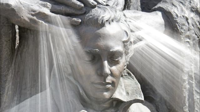 S08:E04 - Alien Encounters