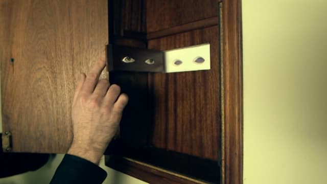 S01:E11 - Hidden Rooms