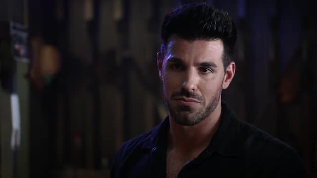 S05:E24 - The Black Dress