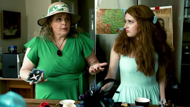 S01:E01 - Fix It, Francine