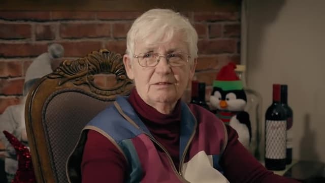 S01:E04 - Bed and Breakfast Convent