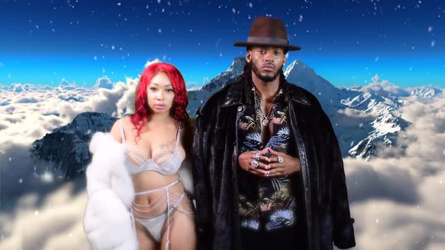 S01:E01 - No New Friends