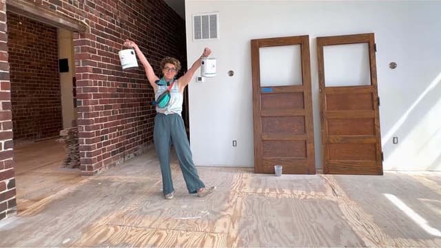 S01:E10 - Want a Tour With Our Construction Updates? (WE'VE GOT PAINT!! and Zombie Peonies) 