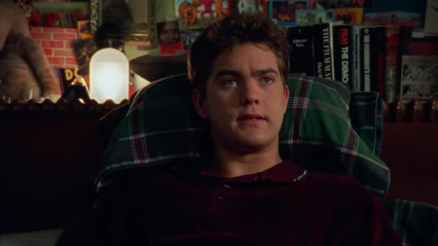 S02:E215 - S02:E15 - ...That Is the Question