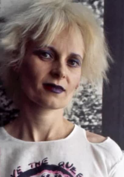 S01:E02 - Discovering Vivienne Westwood poster