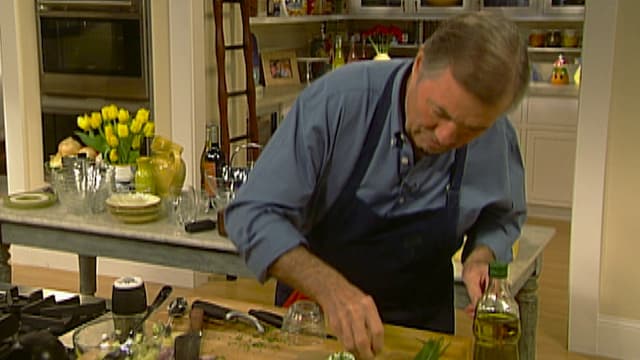 S01:E02 - Hurray! Cassoulet