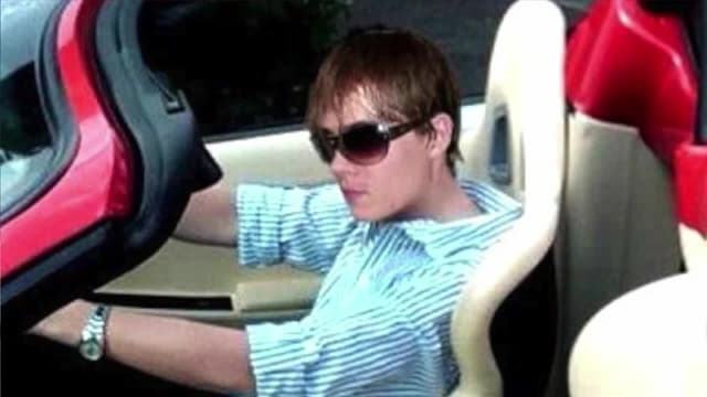 S01:E04 - Terrifying Case of Luka Magnotta (Don't F With Cats)