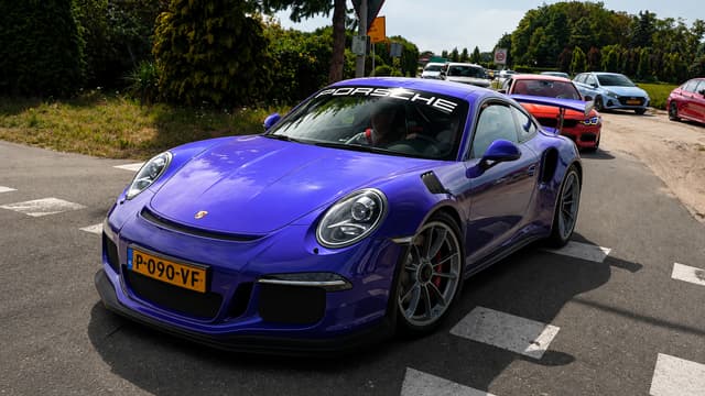 S01:E08 - 1000HP Tuned Cars Launching on Public Road