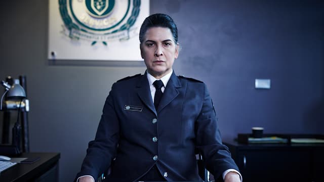 S03:E11 - The Living and the Dead