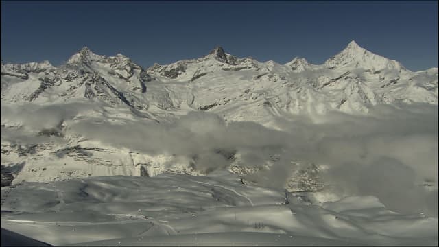 S01:E04 - Switzerland & Sweden