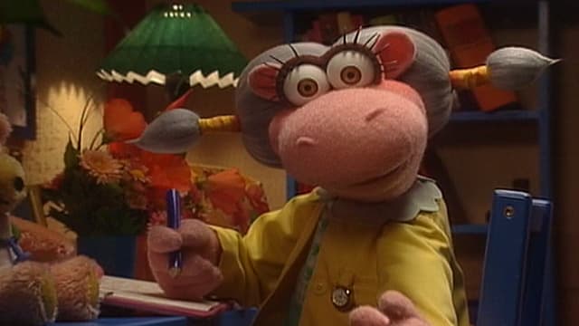 S01:E38 - The Rocking Horse Racer
