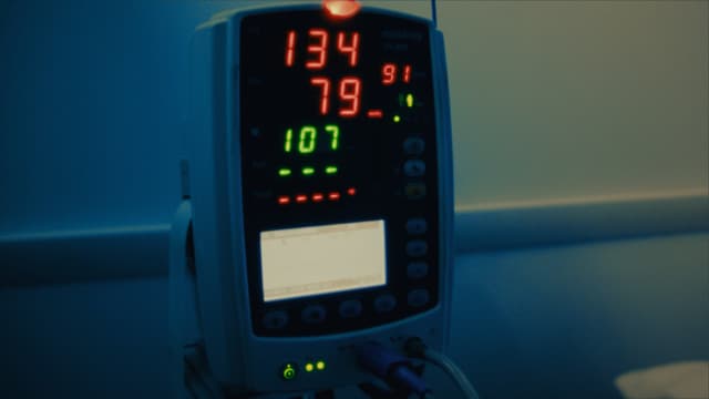 S01:E03 - A Mother’s Love