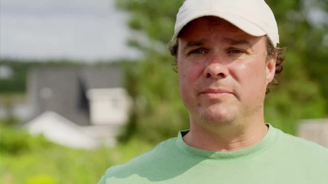 S01:E05 - Nautical Outdoor Kitchen