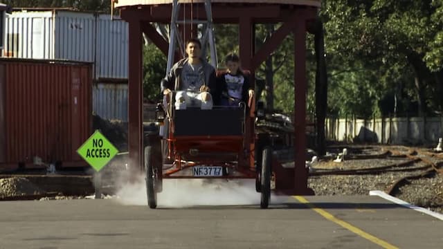 S05:E04 - Farmer's Little Helper