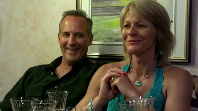 S01:E10 - Undress for Dinner