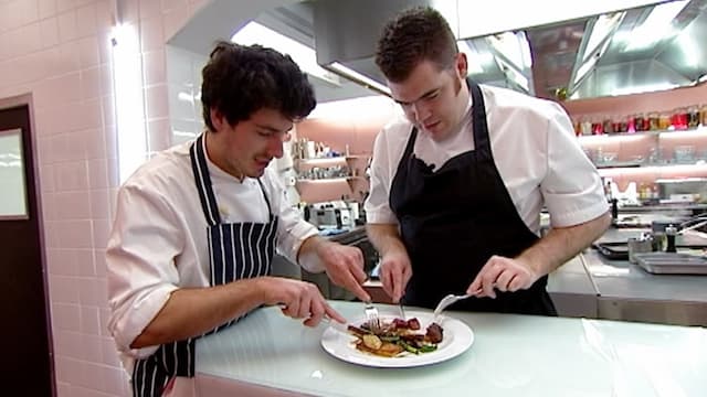 S05:E18 - South West Main