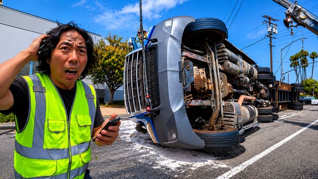 S01:E06 - He Rolled a Semi Carrying 50,000 LBS of Solar Panels