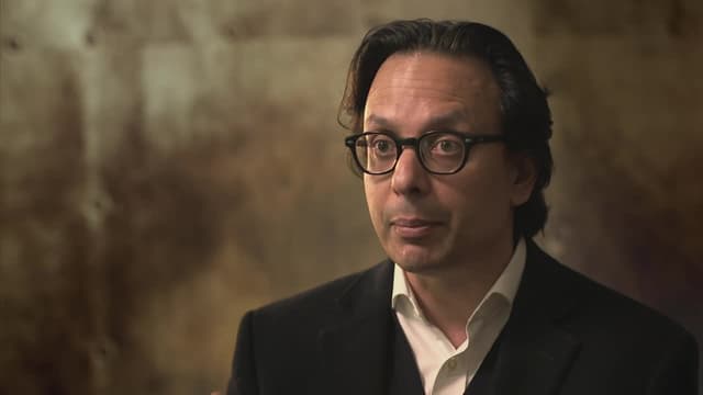 S01:E12 - The Turin Shroud