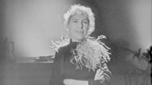 S01:E04 - Lotte Lenya Singing the Works of Kurt Weill