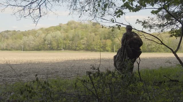 S01:E02 - Spring Turkey Hunting in Wisconsin