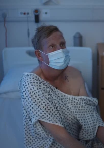 S04:E01 - Worth the Risk poster